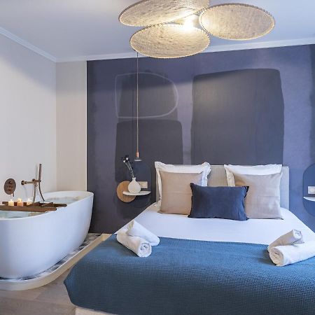The Blue Suite On Champs Elysees Avenue パリ エクステリア 写真