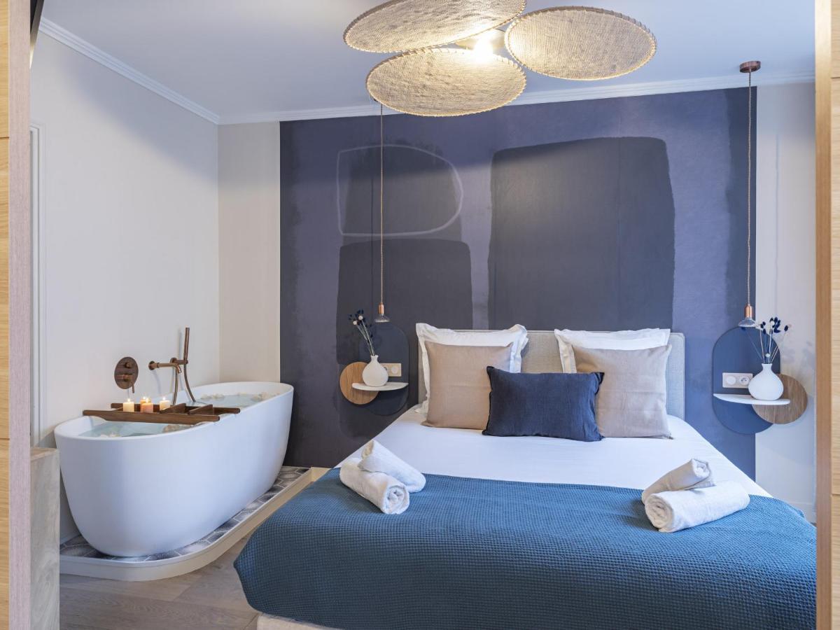 The Blue Suite On Champs Elysees Avenue パリ エクステリア 写真
