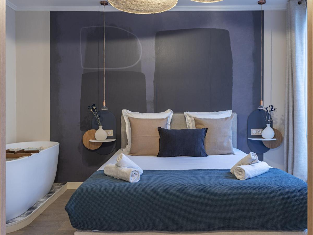 The Blue Suite On Champs Elysees Avenue パリ エクステリア 写真
